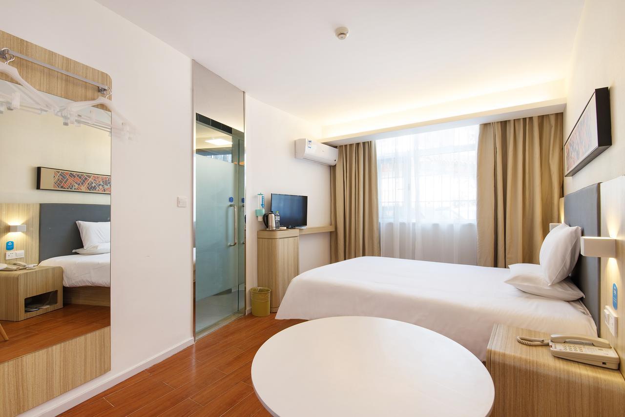 Hanting Hotel Shanghai Chunsha Jinhui Plaza Экстерьер фото